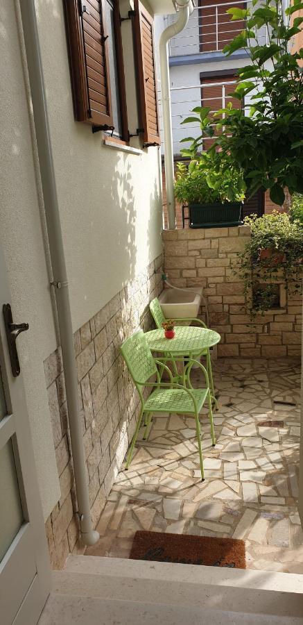 Haus Silvia Apartment Rovinj Exterior photo